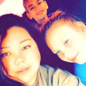 Meet your Posher, Cassandra